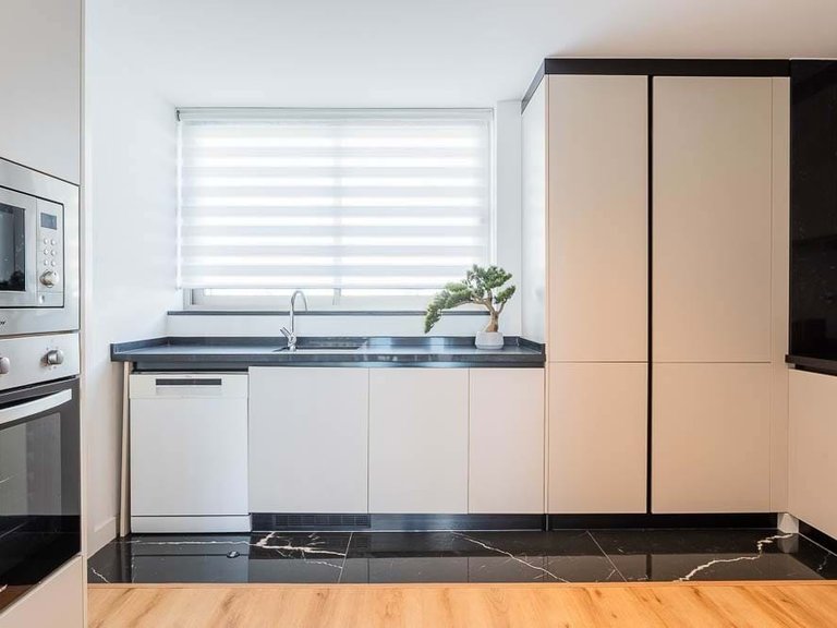 Apartment for Sale in Funchal, Ilha Da Madeira, Portugal 6