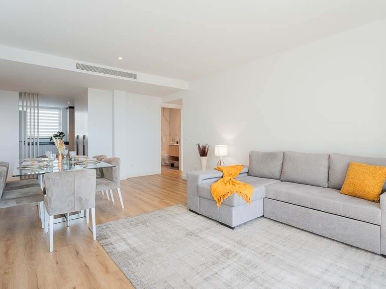 Apartment for Sale in Funchal, Ilha Da Madeira, Portugal 2