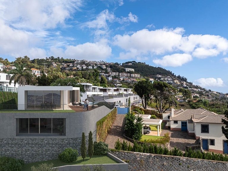 Villa for Sale in Funchal, Ilha Da Madeira, Portugal 5