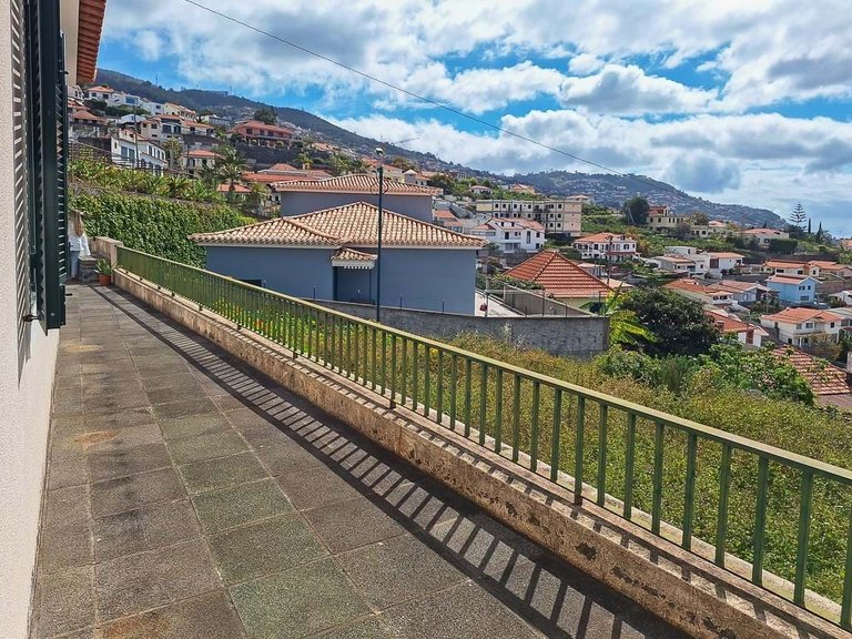 Villa for Sale in Funchal, Ilha Da Madeira, Portugal 12