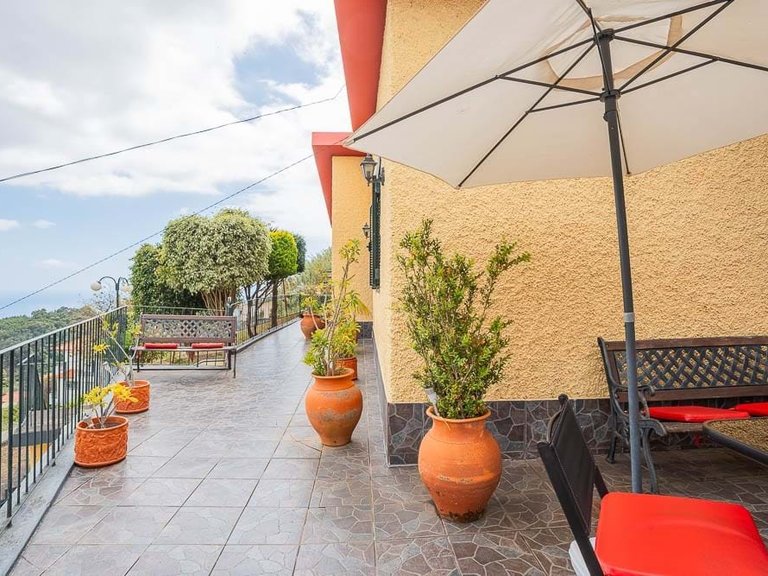 Villa for Sale in Funchal, Ilha Da Madeira, Portugal 6