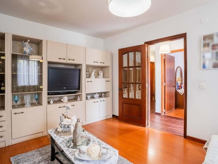 Villa for Sale in Funchal, Ilha Da Madeira, Portugal 16