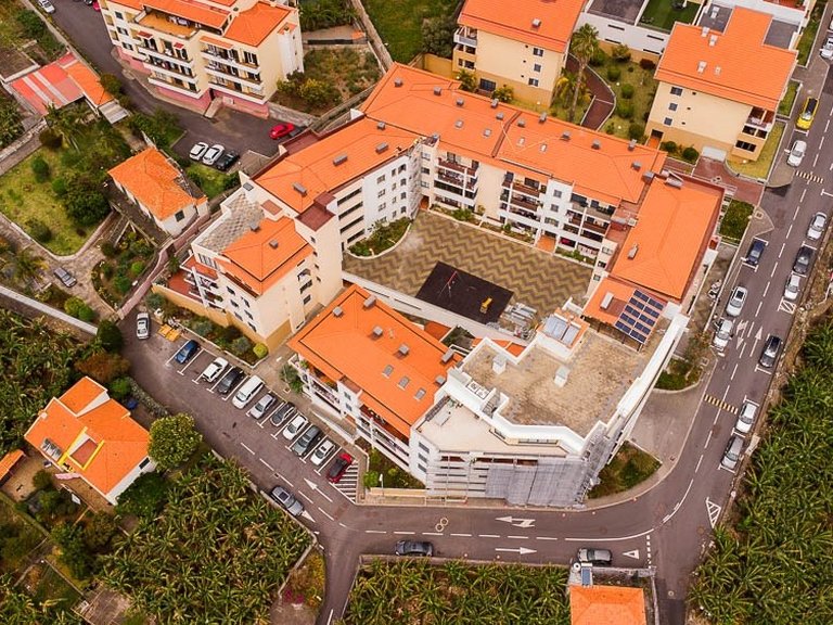 Apartment for Sale in Câmara De Lobos, Ilha Da Madeira, Portugal 2