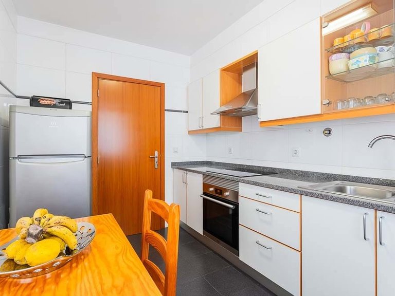 Apartment for Sale in Câmara De Lobos, Ilha Da Madeira, Portugal 16