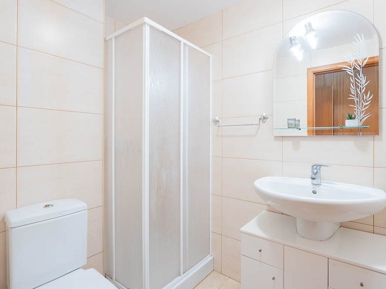 Apartment for Sale in Câmara De Lobos, Ilha Da Madeira, Portugal 8