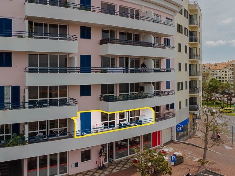 Apartment for Sale in Funchal, Ilha Da Madeira, Portugal 2