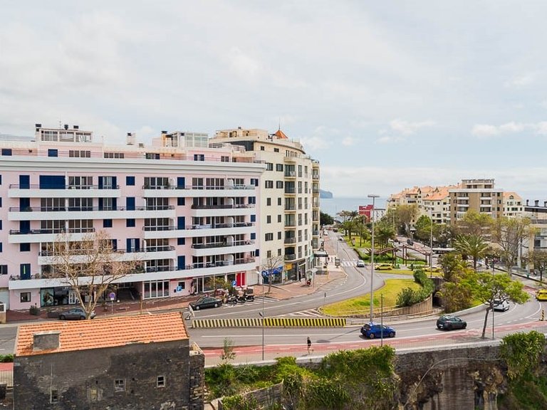Apartment for Sale in Funchal, Ilha Da Madeira, Portugal 3