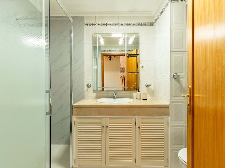 Apartment for Sale in Santa Cruz, Ilha Da Madeira, Portugal 17
