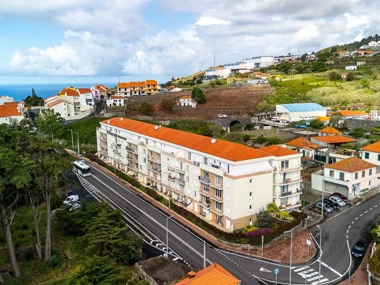 Apartment for Sale in Santa Cruz, Ilha Da Madeira, Portugal 3