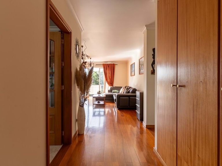 Apartment for Sale in Santa Cruz, Ilha Da Madeira, Portugal 8