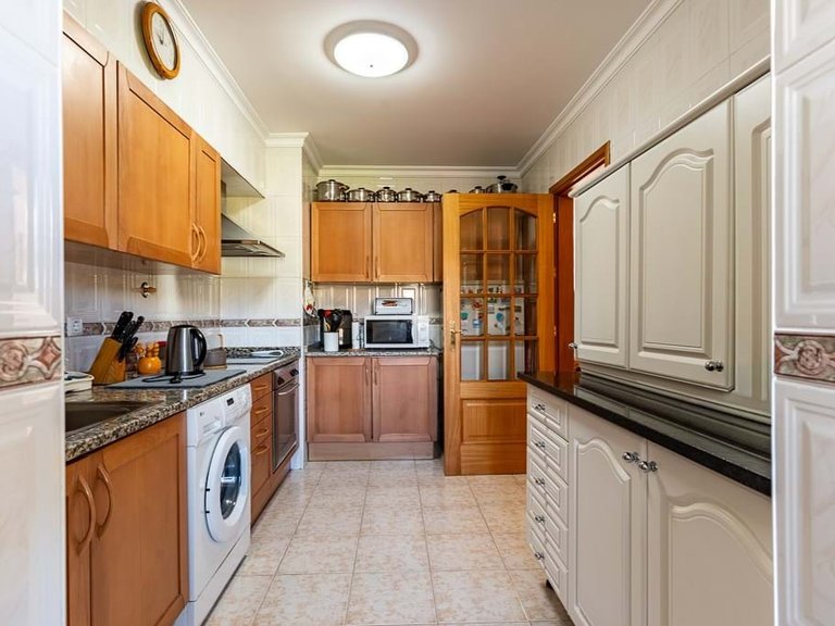 Apartment for Sale in Santa Cruz, Ilha Da Madeira, Portugal 13