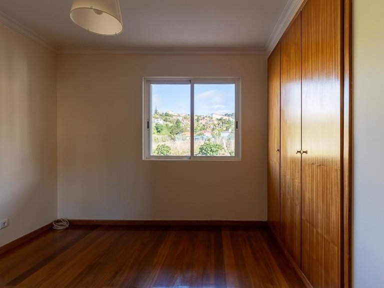 Apartment for Sale in Santa Cruz, Ilha Da Madeira, Portugal 14