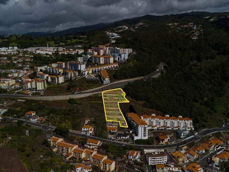 Plot for Sale in Santa Cruz, Ilha Da Madeira, Portugal 4