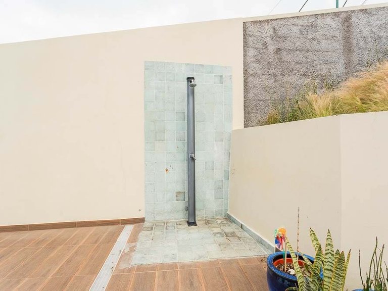 Villa for Sale in Funchal, Ilha Da Madeira, Portugal 14