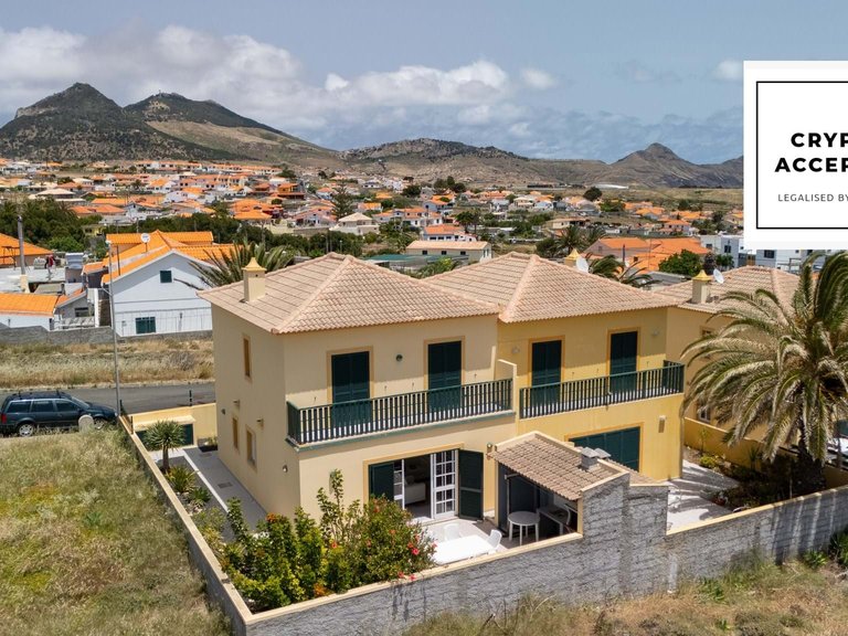Villa for Sale in Porto Santo, Ilha De Porto Santo, Portugal 1