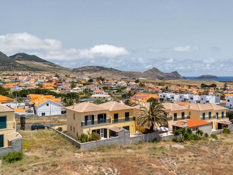 Villa for Sale in Porto Santo, Ilha De Porto Santo, Portugal 3