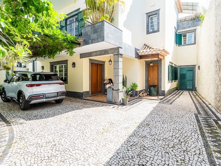 Villa for Sale in Câmara De Lobos, Ilha Da Madeira, Portugal 26