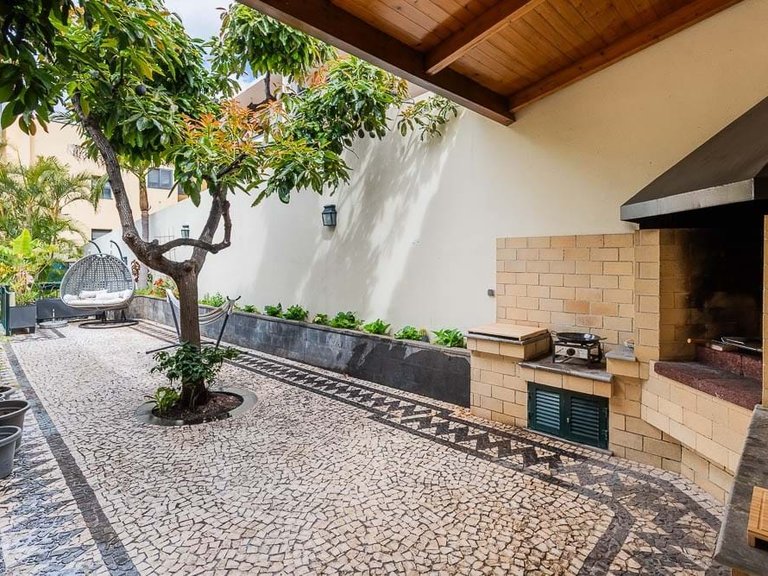 Villa for Sale in Câmara De Lobos, Ilha Da Madeira, Portugal 33