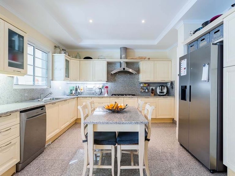Villa for Sale in Câmara De Lobos, Ilha Da Madeira, Portugal 22