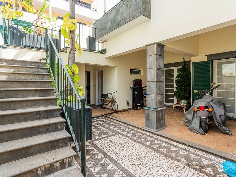 Villa for Sale in Câmara De Lobos, Ilha Da Madeira, Portugal 28