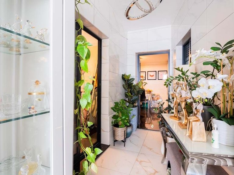 Villa for Sale in Funchal, Ilha Da Madeira, Portugal 5