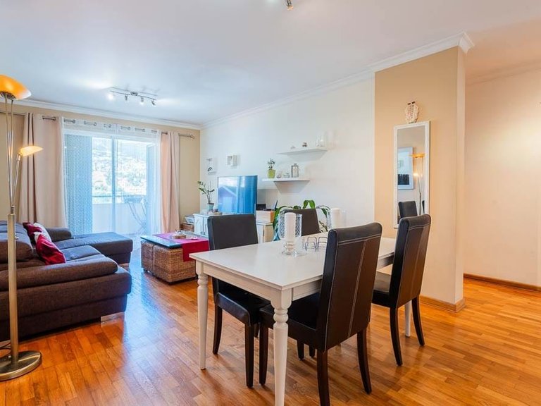 Apartment for Sale in Funchal, Ilha Da Madeira, Portugal 5