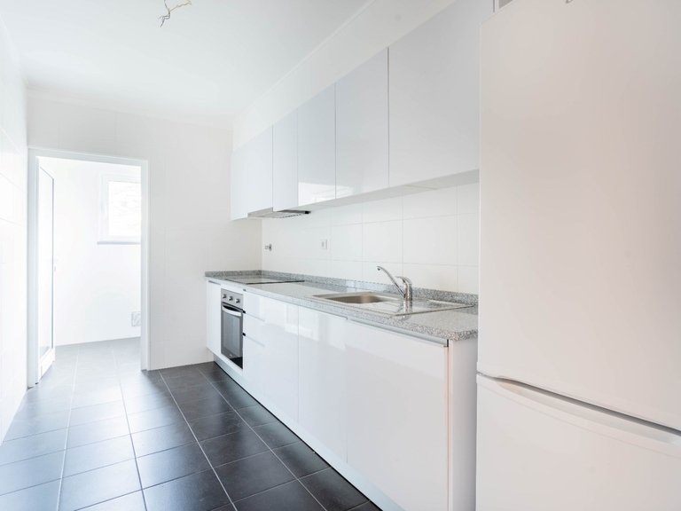 Apartment for Sale in Santa Cruz, Ilha Da Madeira, Portugal 12