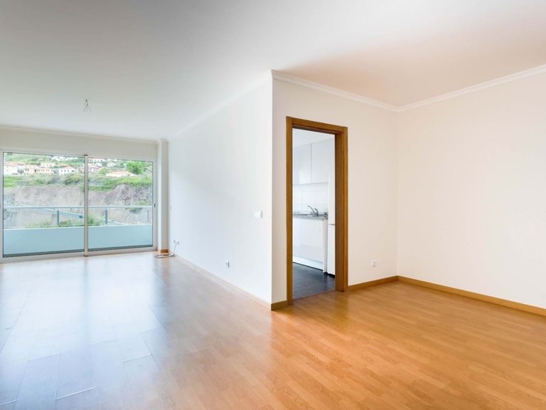 Apartment for Sale in Santa Cruz, Ilha Da Madeira, Portugal 9