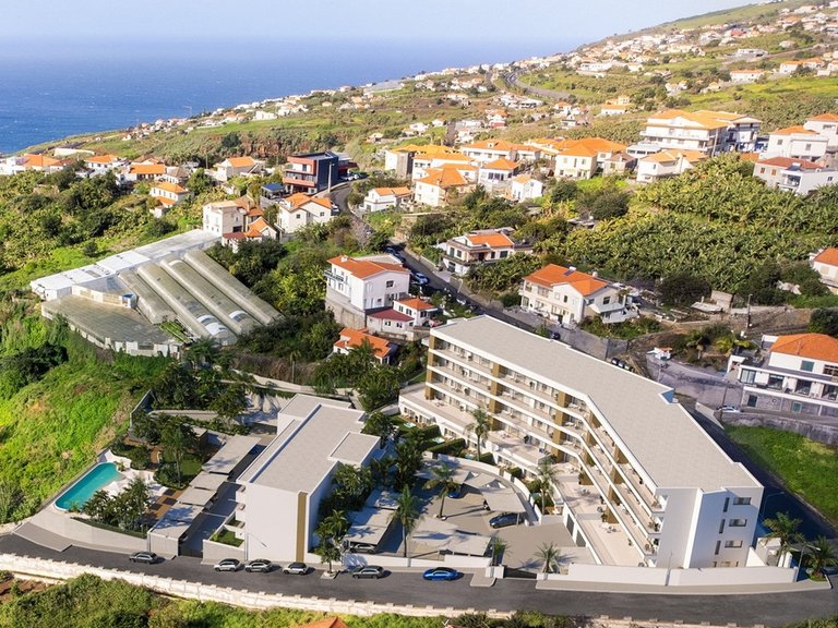 Apartment for Sale in Calheta, Ilha Da Madeira, Portugal 3