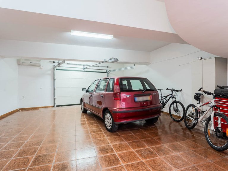 Villa for Sale in Funchal, Ilha Da Madeira, Portugal 33