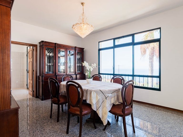 Villa for Sale in Funchal, Ilha Da Madeira, Portugal 11