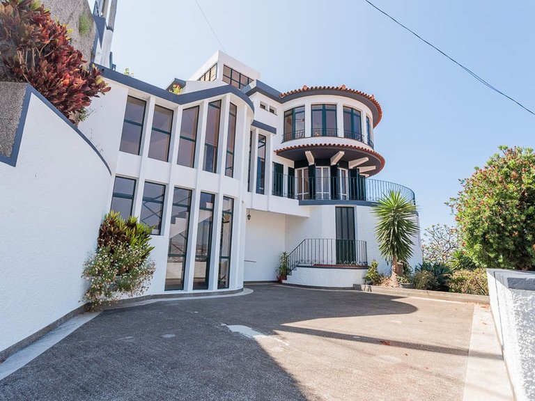 Villa for Sale in Funchal, Ilha Da Madeira, Portugal 28