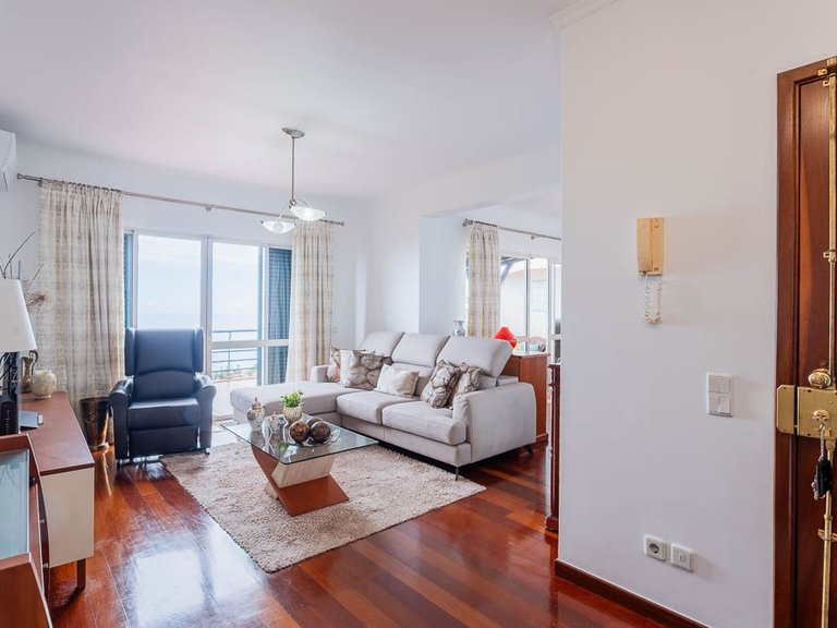 Apartment for Sale in Santa Cruz, Ilha Da Madeira, Portugal 12