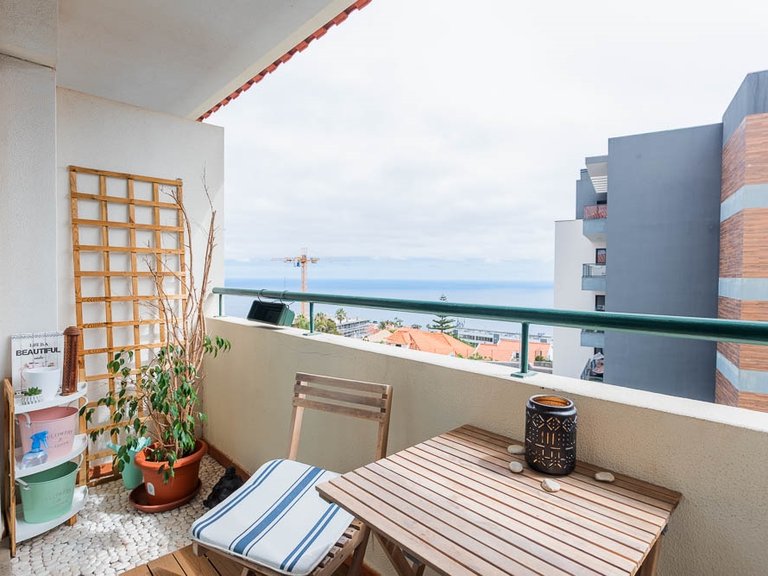 Apartment for Sale in Santa Cruz, Ilha Da Madeira, Portugal 11