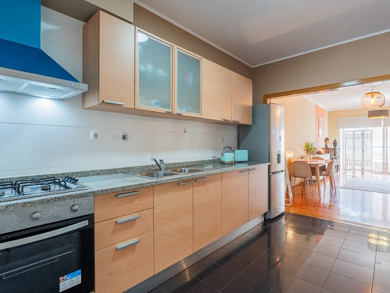 Apartment for Sale in Santa Cruz, Ilha Da Madeira, Portugal 6
