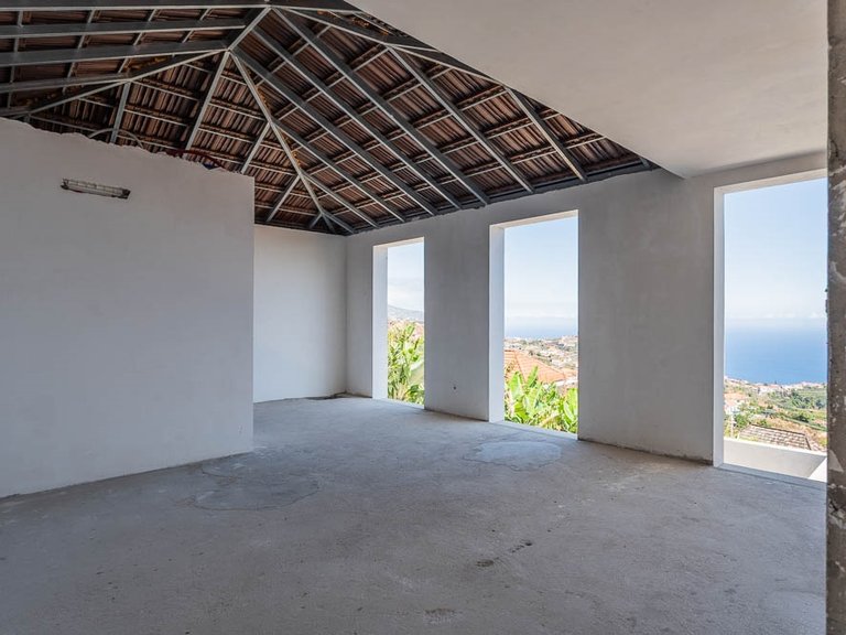 Villa for Sale in Ponta Do Sol, Ilha Da Madeira, Portugal 18