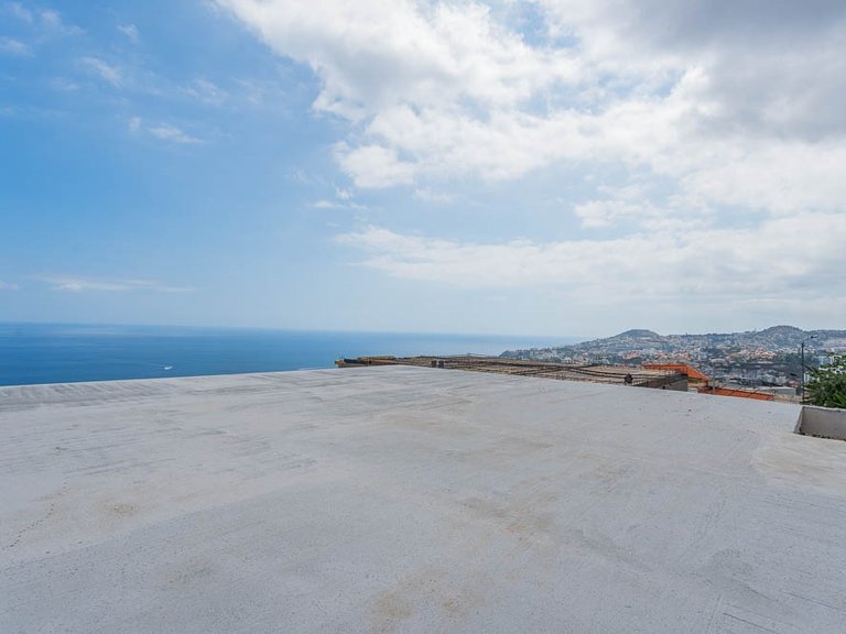 Villa for Sale in Funchal, Ilha Da Madeira, Portugal 37