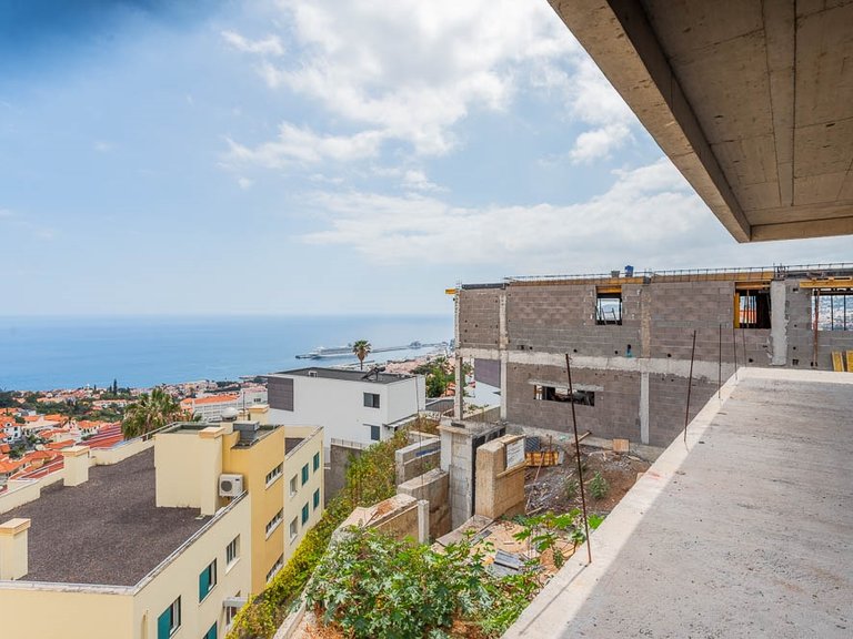 Villa for Sale in Funchal, Ilha Da Madeira, Portugal 33