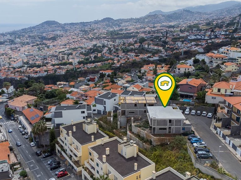 Villa for Sale in Funchal, Ilha Da Madeira, Portugal 40