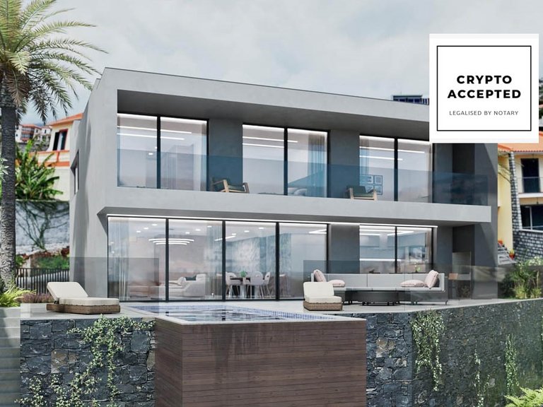 Villa for Sale in Funchal, Ilha Da Madeira, Portugal 1