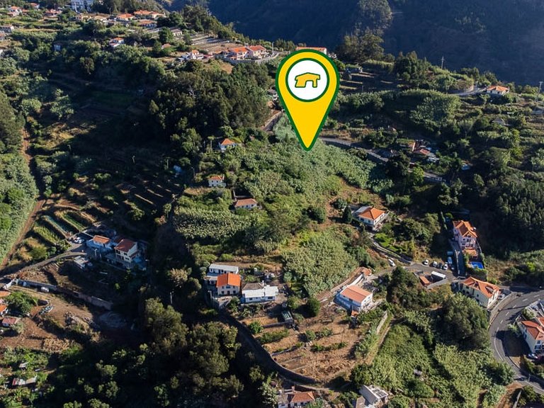 Plot for Sale in Santa Cruz, Ilha Da Madeira, Portugal 3