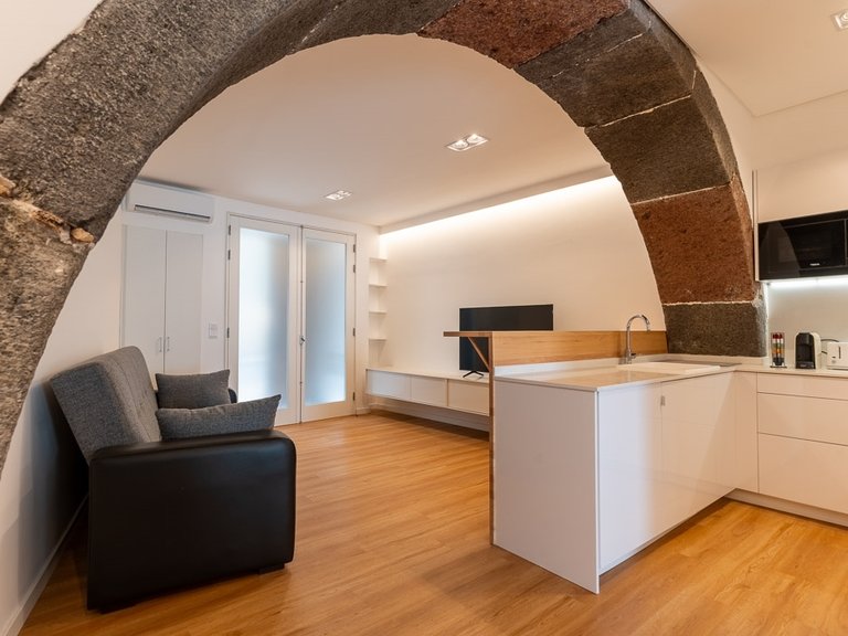 Apartment for Sale in Funchal, Ilha Da Madeira, Portugal 5