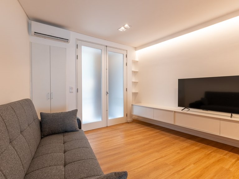 Apartment for Sale in Funchal, Ilha Da Madeira, Portugal 9