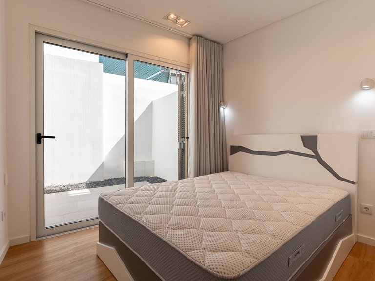 Apartment for Sale in Funchal, Ilha Da Madeira, Portugal 8
