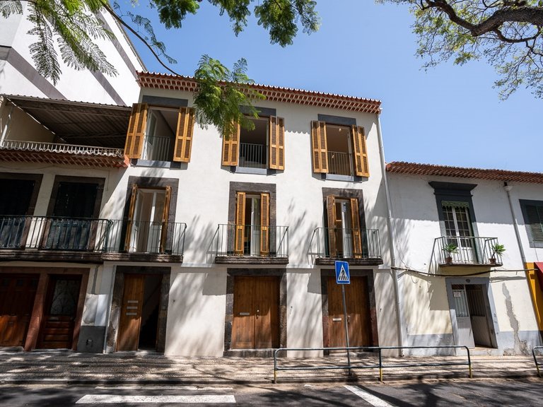 Apartment for Sale in Funchal, Ilha Da Madeira, Portugal 11