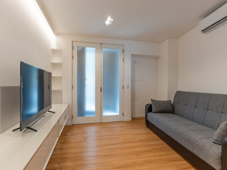 Apartment for Sale in Funchal, Ilha Da Madeira, Portugal 4