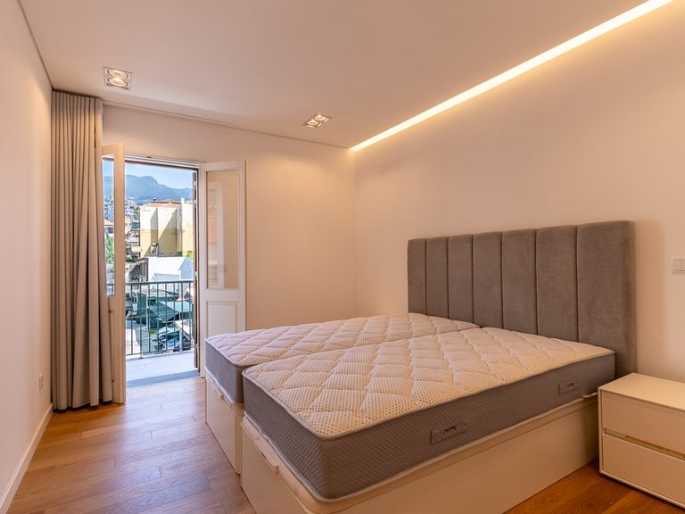 Apartment for Sale in Funchal, Ilha Da Madeira, Portugal 5
