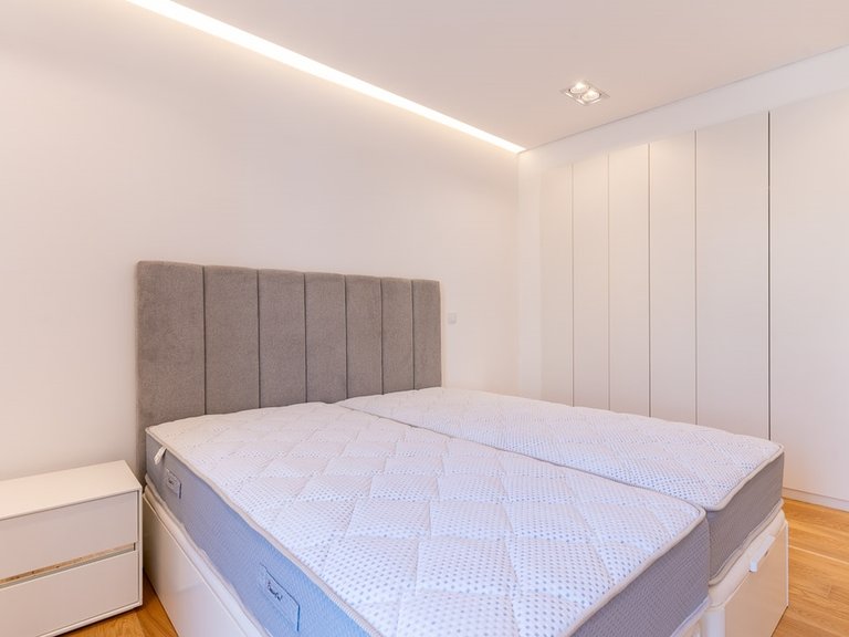 Apartment for Sale in Funchal, Ilha Da Madeira, Portugal 6