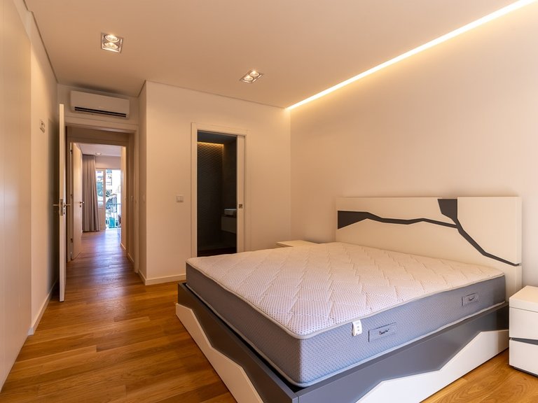 Apartment for Sale in Funchal, Ilha Da Madeira, Portugal 10