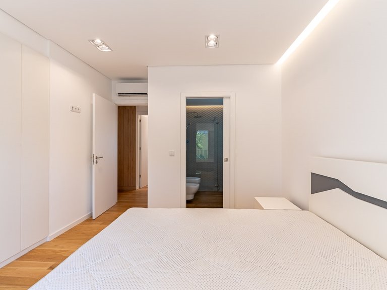 Apartment for Sale in Funchal, Ilha Da Madeira, Portugal 11